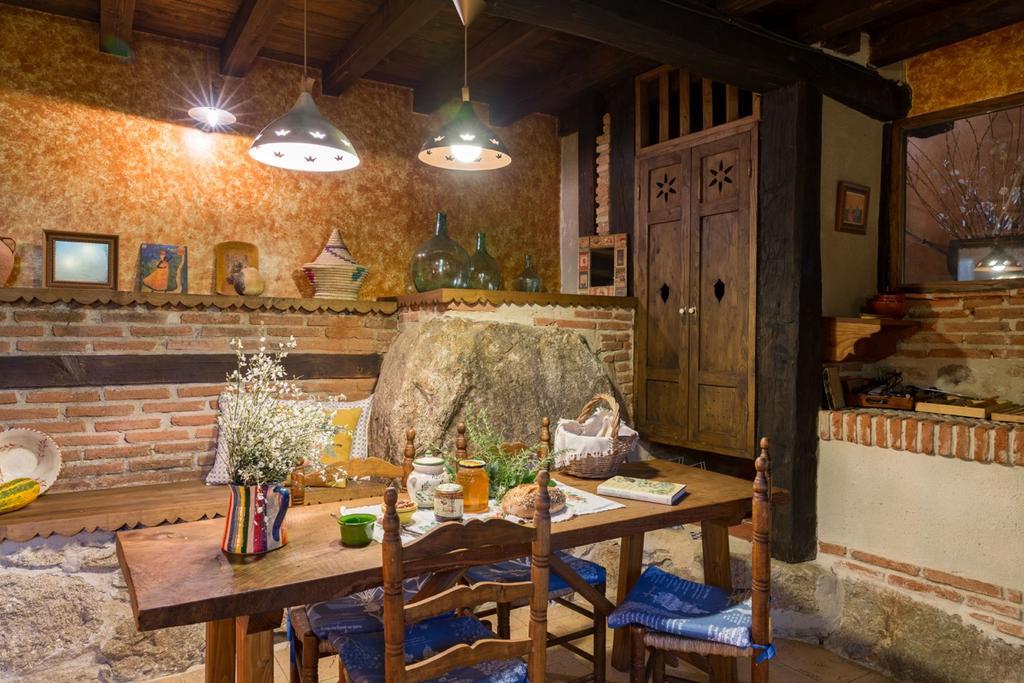 Casa Rural La Casa Del Bosque Navaconcejo Εξωτερικό φωτογραφία
