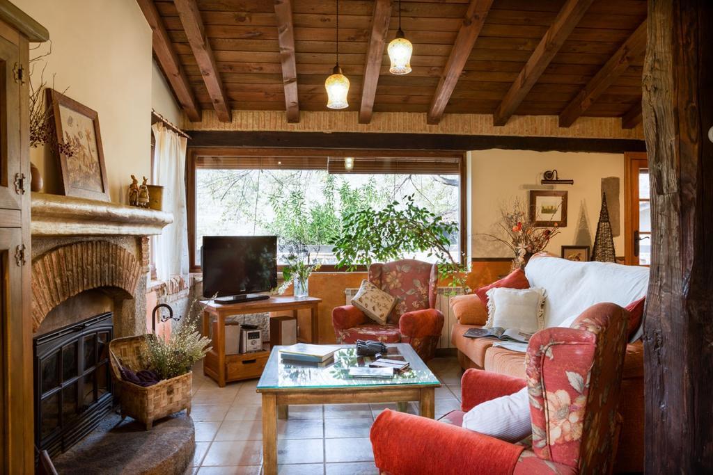 Casa Rural La Casa Del Bosque Navaconcejo Εξωτερικό φωτογραφία