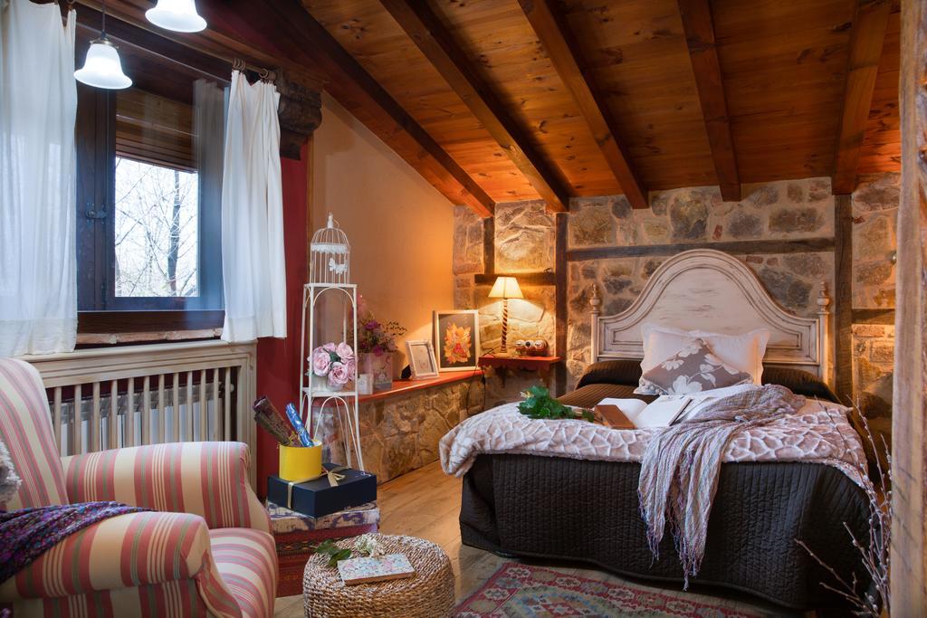 Casa Rural La Casa Del Bosque Navaconcejo Εξωτερικό φωτογραφία